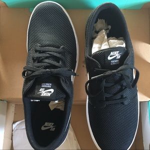New in Box Nike Portmore II Ultralight